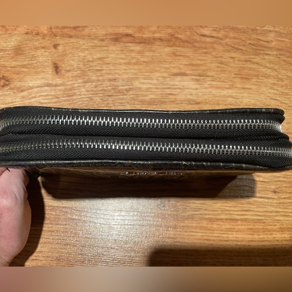 Jessica Simpson Wallet - Picture 3 of 7
